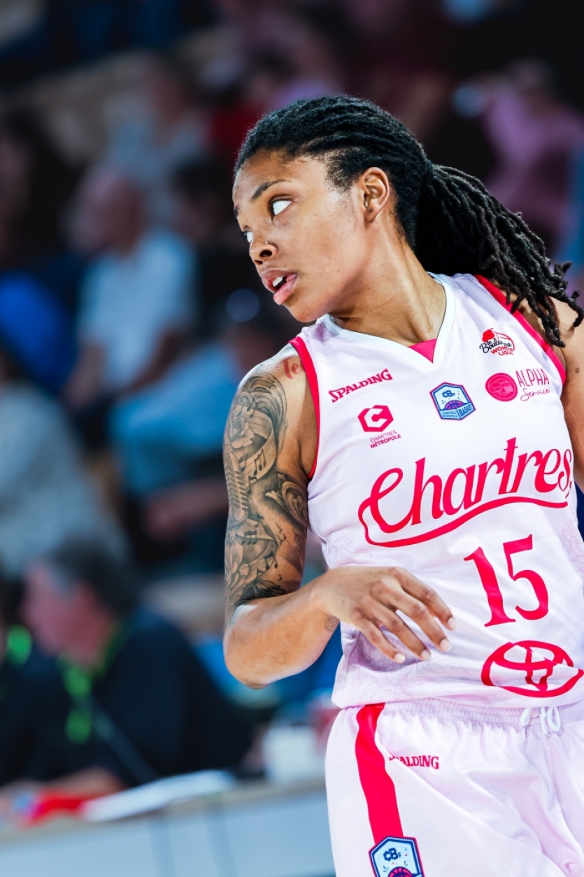 Fin de collaboration avec Angel Baker, une recrue bientôt annoncée