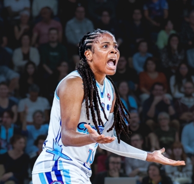 Défaite des Bluelights face à Basket Landes au Colisé