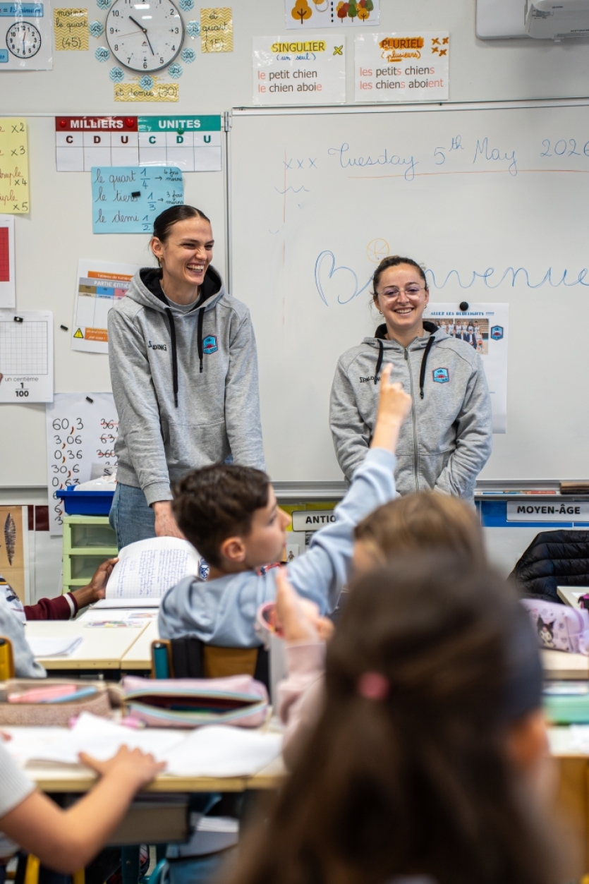 Nos Bluelights à la rencontre des écoles !