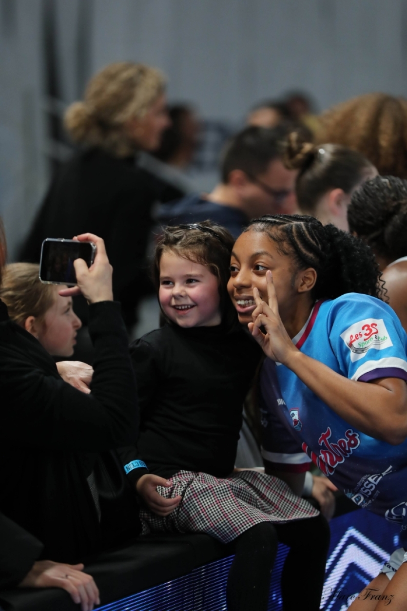Un premier match de l'année plein de promesses pour le CCMBF, malgré une courte défaite face à Bourges