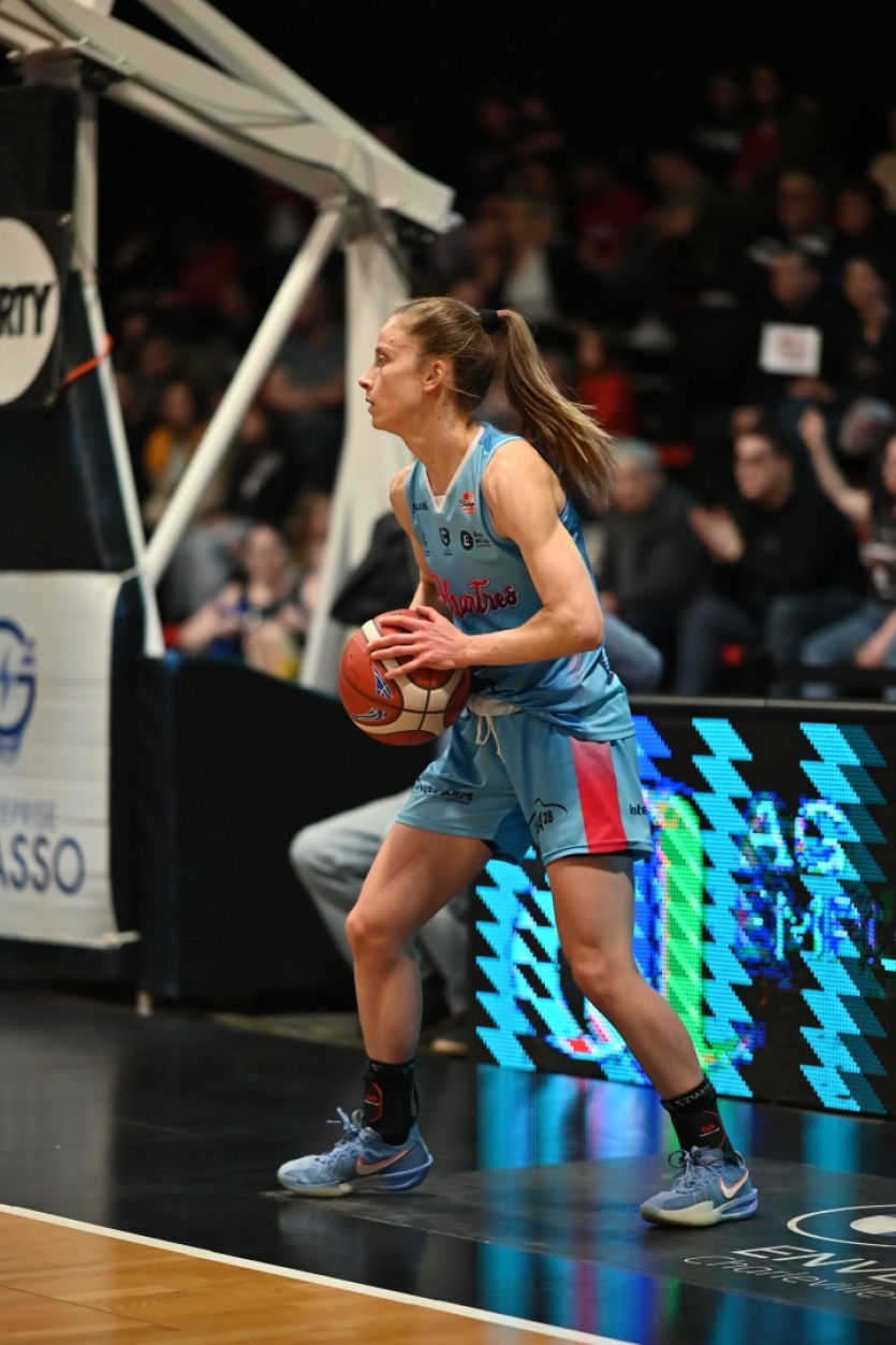 Le CCMBF craque en fin de match face aux Flammes Carolo